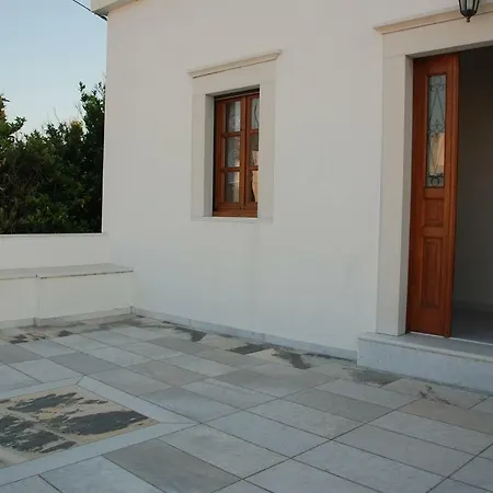 Naxos Vorto Vila *