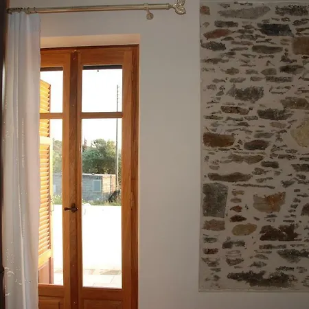 Naxos Vorto Vila *